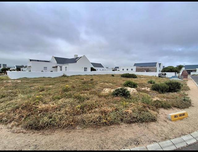 LAND FOR SALE IN BRITANNIA BAY